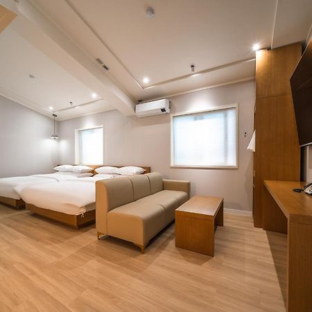Mono Hotel Сувон Екстер'єр фото