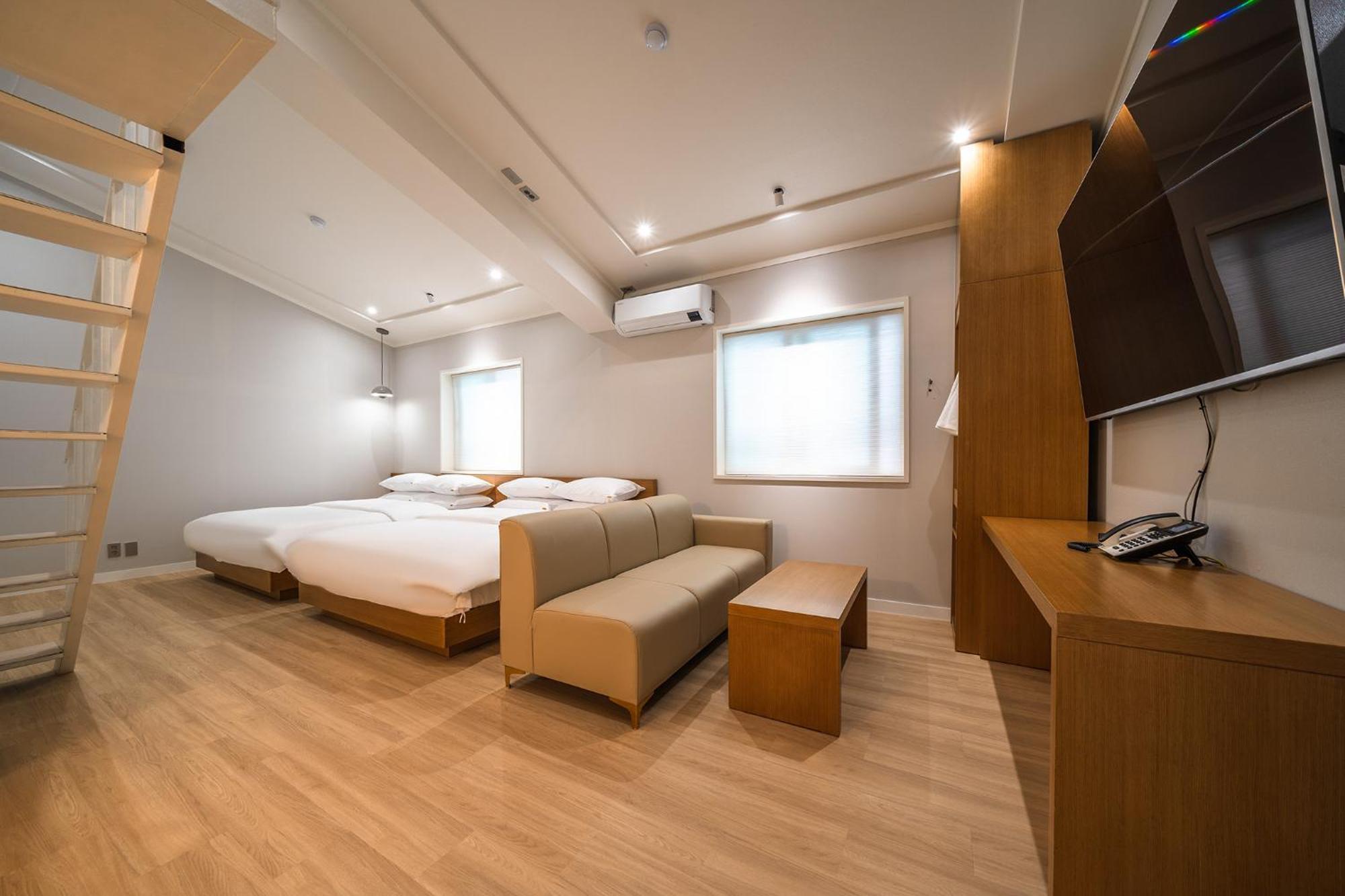 Mono Hotel Сувон Екстер'єр фото