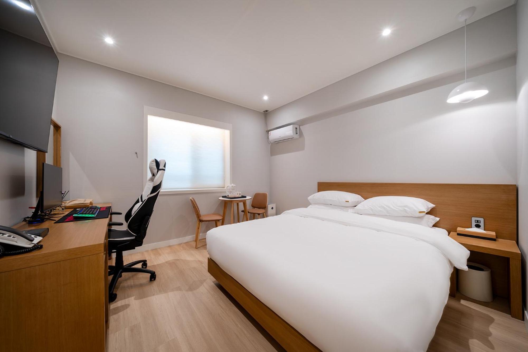 Mono Hotel Сувон Екстер'єр фото