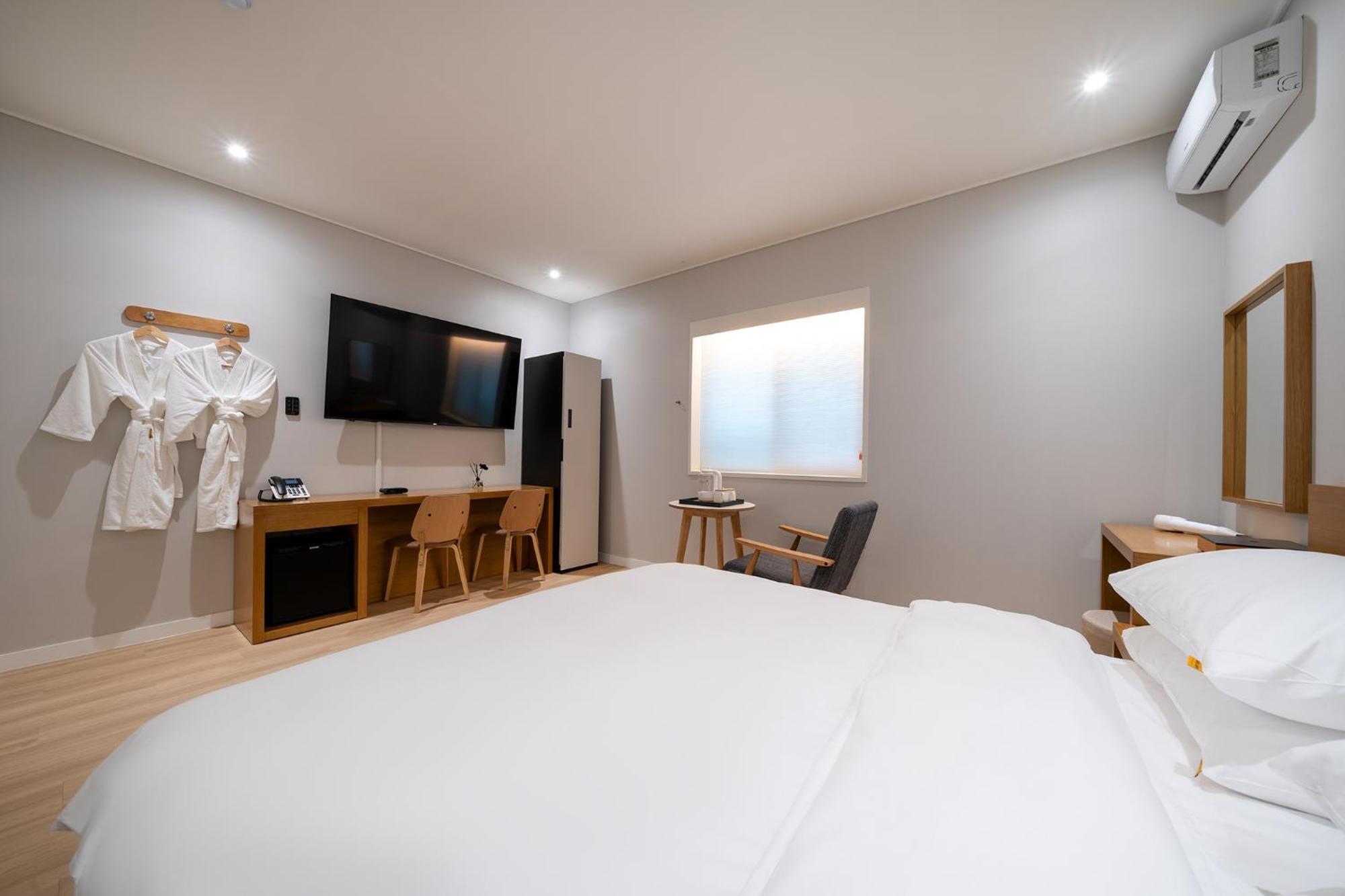 Mono Hotel Сувон Екстер'єр фото