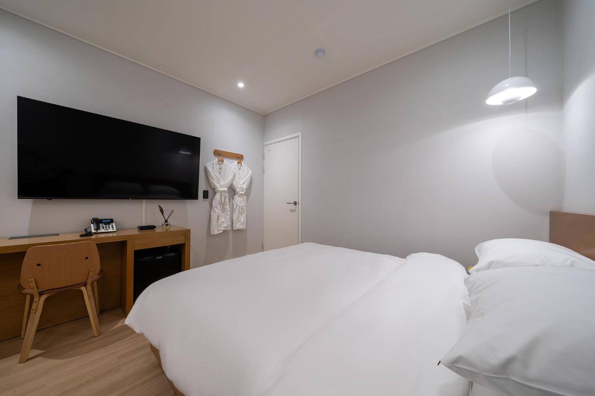 Mono Hotel Сувон Екстер'єр фото