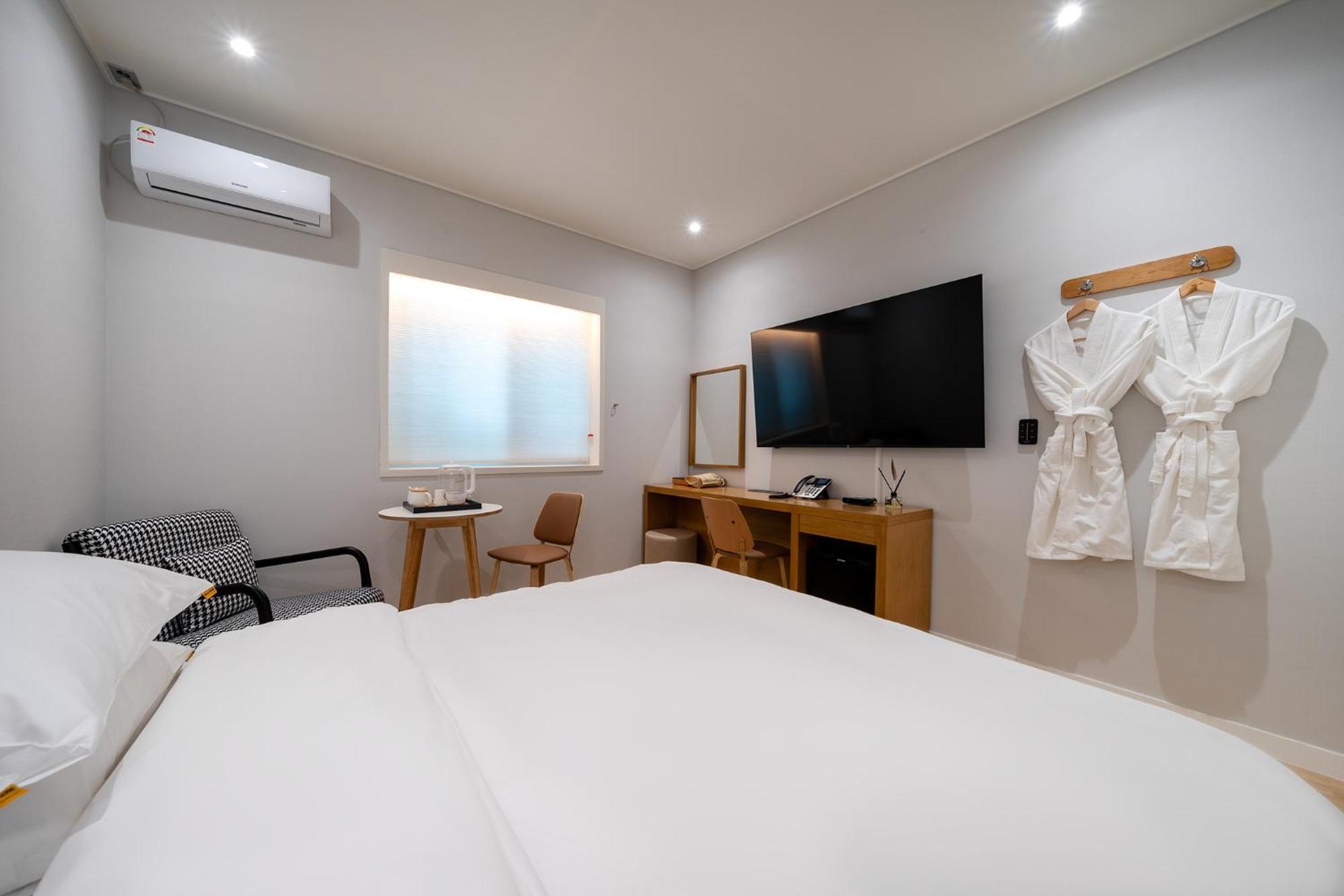 Mono Hotel Сувон Екстер'єр фото